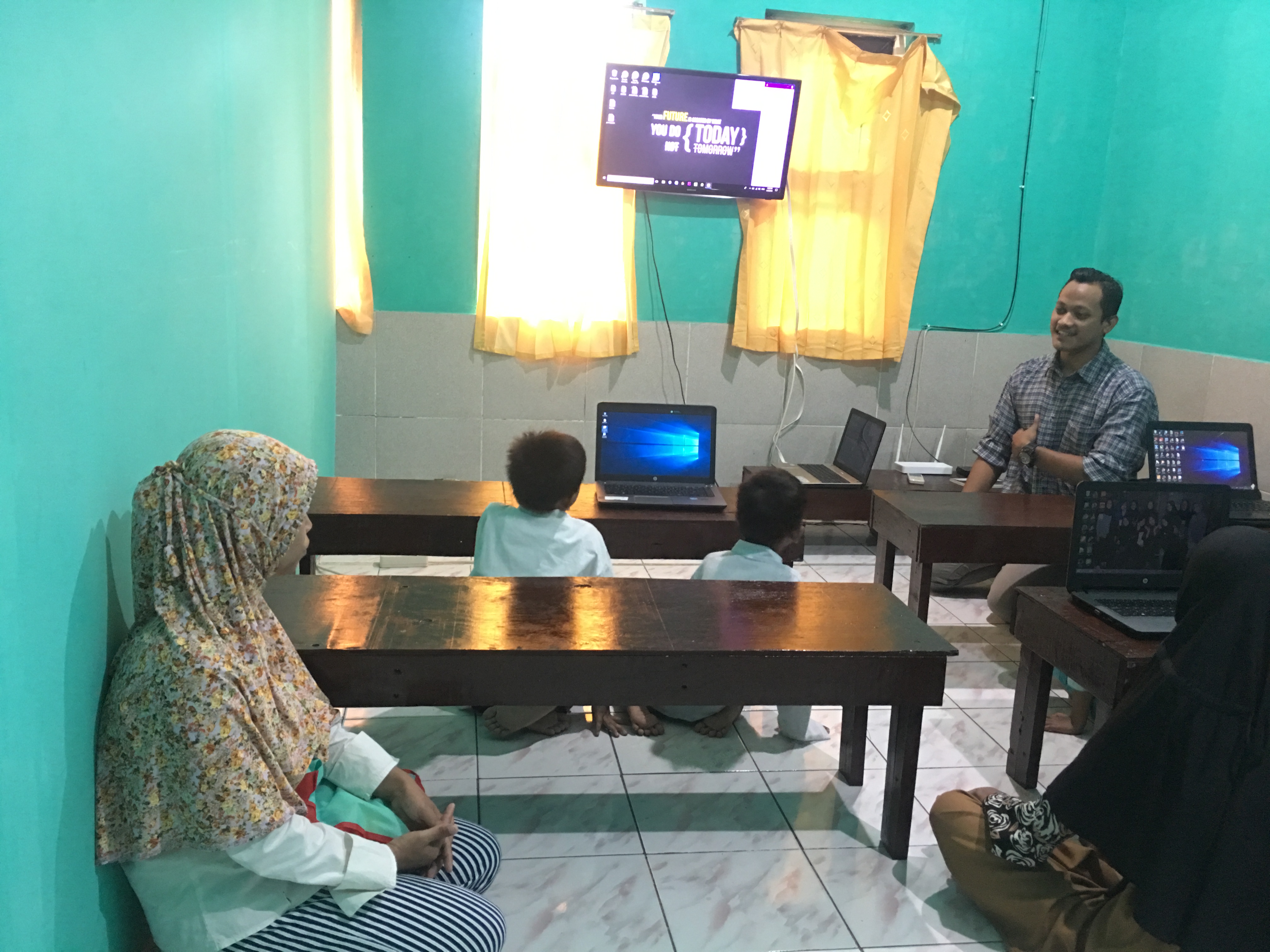 Belajar Bersama Anak-Anak Surga